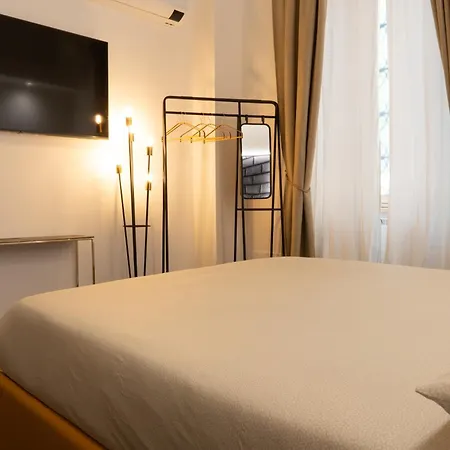 Embassy Pensjonat 4*
